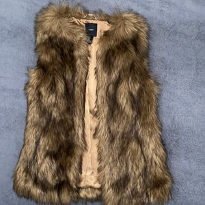 Forever 21 Faux Fur Vest